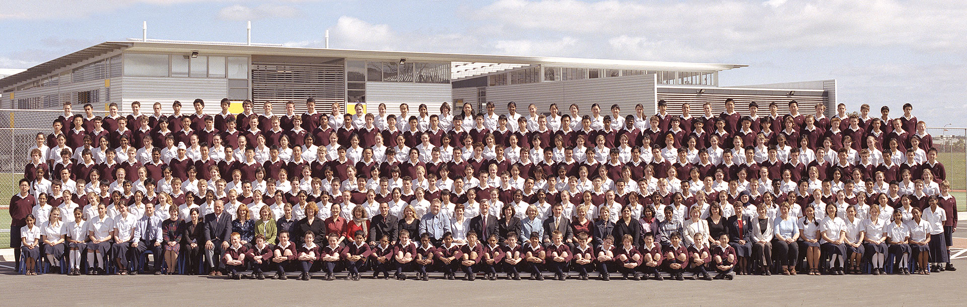 2004 Foundation staff and students